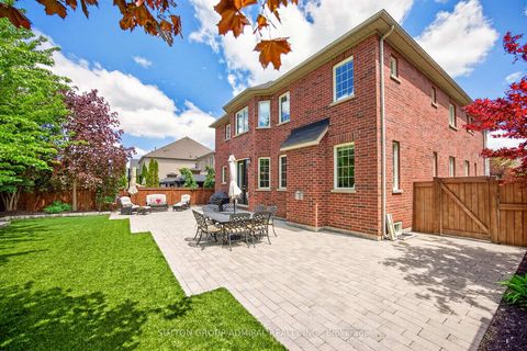 Photo 47 at 10 Thomas Noble Court, Nobleton, King