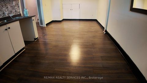 Photo 5 at 33 Bimini Crescent, Black Creek, Toronto