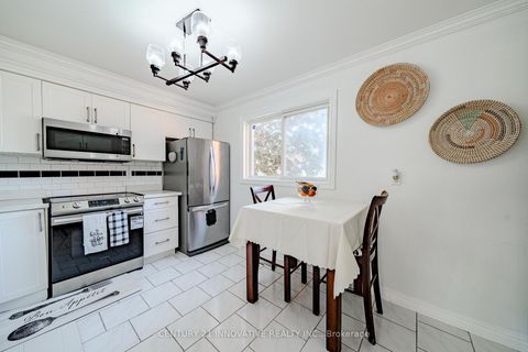 Photo 9 at 5 Cheatham Place, Malvern, Toronto
