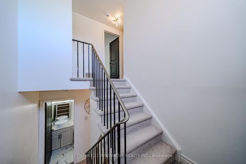 Photo 25 at 5 Cheatham Place, Malvern, Toronto