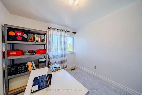 Photo 35 at 5 Cheatham Place, Malvern, Toronto