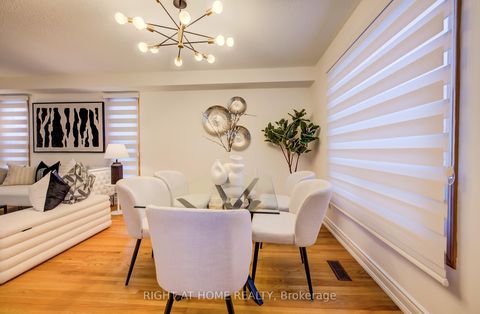 Photo 10 at 51 Burnt Bark Drive, Steeles, Toronto