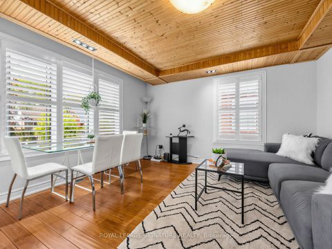 Photo 2 at 67 Ellington Drive, Maryvale, Toronto
