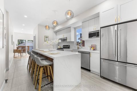 Photo 10 at 806 Gladstone Avenue, Junction, Toronto