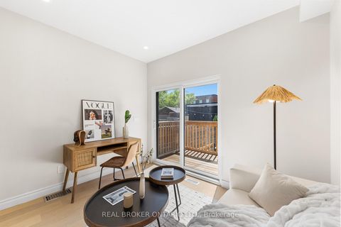 Photo 14 at 806 Gladstone Avenue, Junction, Toronto