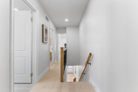 Photo 18 at 806 Gladstone Avenue, Junction, Toronto