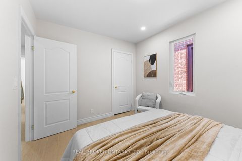 Photo 25 at 806 Gladstone Avenue, Junction, Toronto