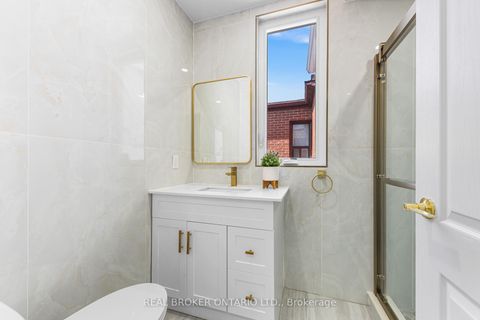 Photo 28 at 806 Gladstone Avenue, Junction, Toronto