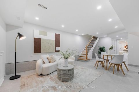 Photo 31 at 806 Gladstone Avenue, Junction, Toronto