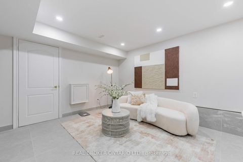 Photo 32 at 806 Gladstone Avenue, Junction, Toronto