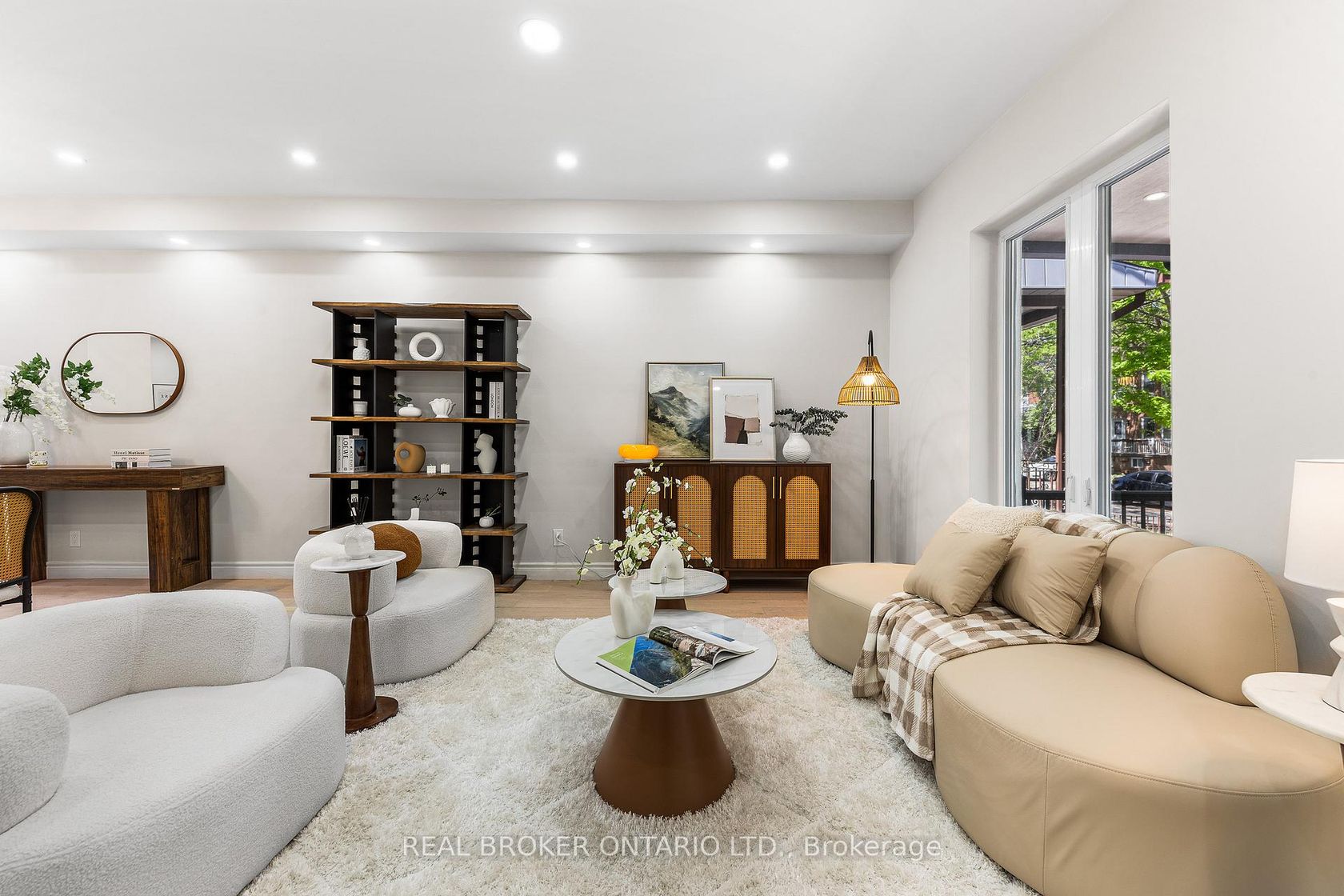 806 Gladstone Avenue, Junction, Toronto 