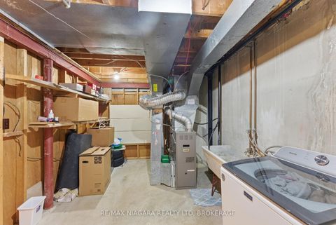 Photo 21 at 32 - 1 Wootten Way S, Amberglen, Markham