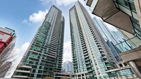 Photo 2 at 609 - 33 Bay Street, Waterfront Communities C1, Toronto