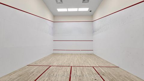 Photo 41 at 609 - 33 Bay Street, Waterfront Communities C1, Toronto