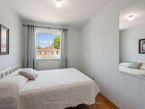Photo 14 at 7 Medway Crescent, Bendale, Toronto