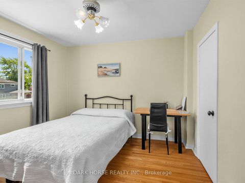 Photo 20 at 7 Medway Crescent, Bendale, Toronto