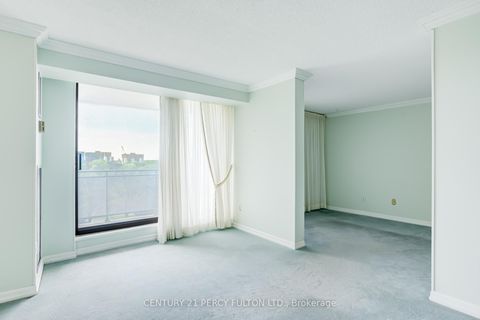 Photo 9 at 608 - 121 Trudelle Street, Eglinton East, Toronto