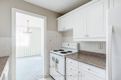 Photo 18 at 608 - 121 Trudelle Street, Eglinton East, Toronto