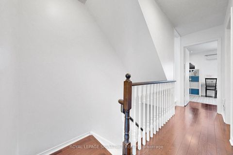 Photo 14 at 75 Doncaster Avenue, Lumsden, Toronto