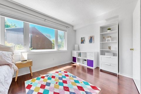 Photo 18 at 75 Doncaster Avenue, Lumsden, Toronto