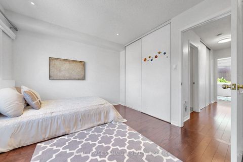 Photo 22 at 75 Doncaster Avenue, Lumsden, Toronto