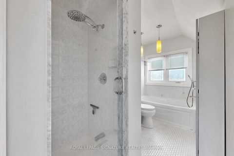 Photo 30 at 75 Doncaster Avenue, Lumsden, Toronto