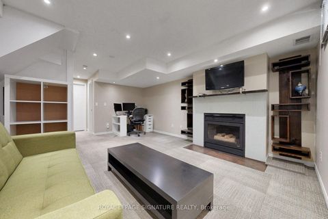 Photo 35 at 75 Doncaster Avenue, Lumsden, Toronto
