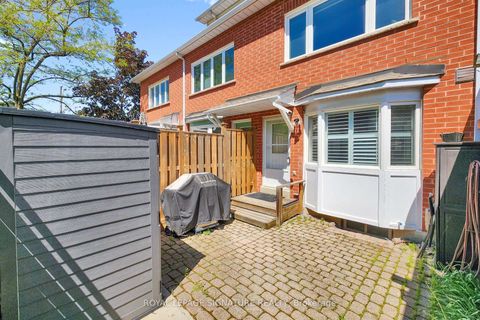 Photo 41 at 75 Doncaster Avenue, Lumsden, Toronto