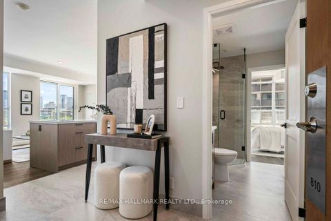 Photo 2 at 810 - 736 Spadina Avenue, University, Toronto