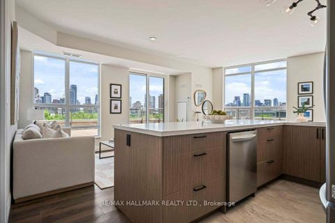 Photo 6 at 810 - 736 Spadina Avenue, University, Toronto