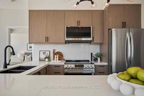 Photo 9 at 810 - 736 Spadina Avenue, University, Toronto