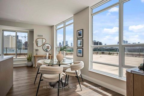 Photo 21 at 810 - 736 Spadina Avenue, University, Toronto