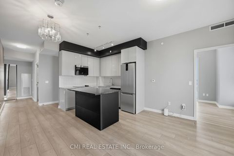 Photo 7 at 1313 - 10 Abeja Street, Concord, Vaughan