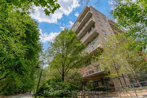 Photo 26 at 129 - 139 Merton Street, Mount Pleasant West, Toronto