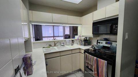 Photo 19 at PH-F - 7 Broadway Avenue, Mount Pleasant West, Toronto