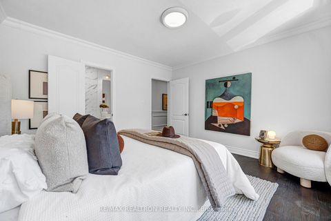 Photo 24 at 104 Waterloo Avenue, Bathurst Manor, Toronto
