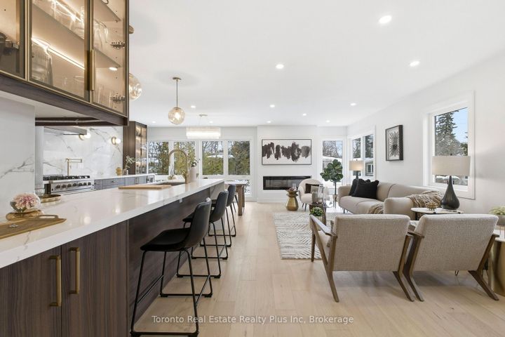Photo 4 at 3 Blithfield Avenue, Bayview Village, Toronto