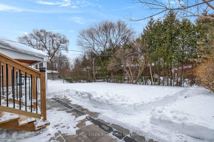 Photo 14 at 3 Blithfield Avenue, Bayview Village, Toronto