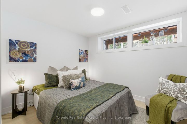 Photo 21 at 3 Blithfield Avenue, Bayview Village, Toronto