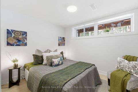Photo 21 at 3 Blithfield Avenue, Bayview Village, Toronto