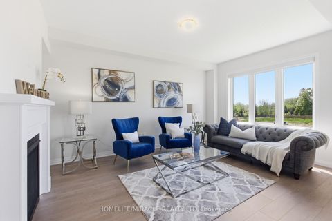 Photo 8 at 86 Belmont Drive, Newcastle, Clarington