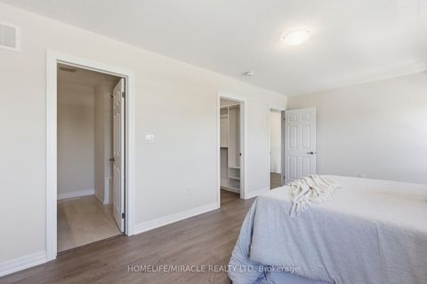 Photo 13 at 86 Belmont Drive, Newcastle, Clarington