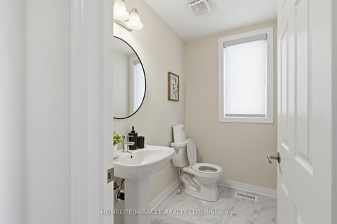 Photo 14 at 86 Belmont Drive, Newcastle, Clarington