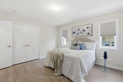 Photo 16 at 86 Belmont Drive, Newcastle, Clarington