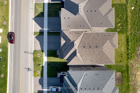 Photo 31 at 86 Belmont Drive, Newcastle, Clarington
