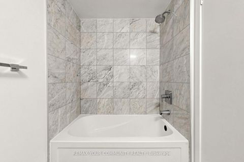 Photo 7 at 3901 - 12 York Street, Waterfront Communities C1, Toronto