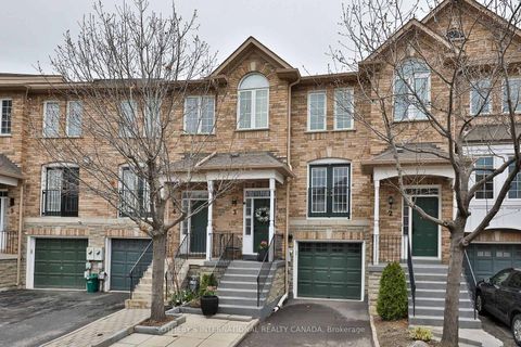 Photo 1 at 3 - 20 Minton Drive, East Woodbridge, Vaughan