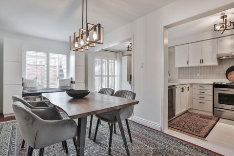 Photo 13 at 3 - 20 Minton Drive, East Woodbridge, Vaughan