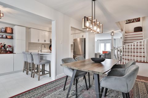 Photo 17 at 3 - 20 Minton Drive, East Woodbridge, Vaughan