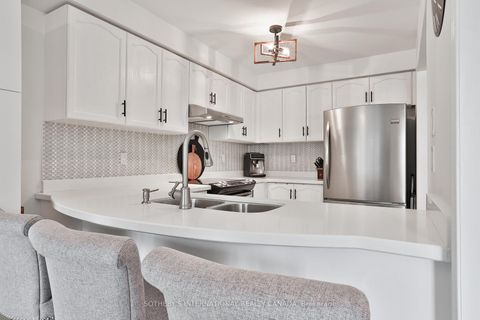 Photo 22 at 3 - 20 Minton Drive, East Woodbridge, Vaughan
